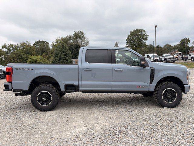 New 2027 Ford F250 Platinum w/ Tremor Off-Road Package AWD/4WD image 11