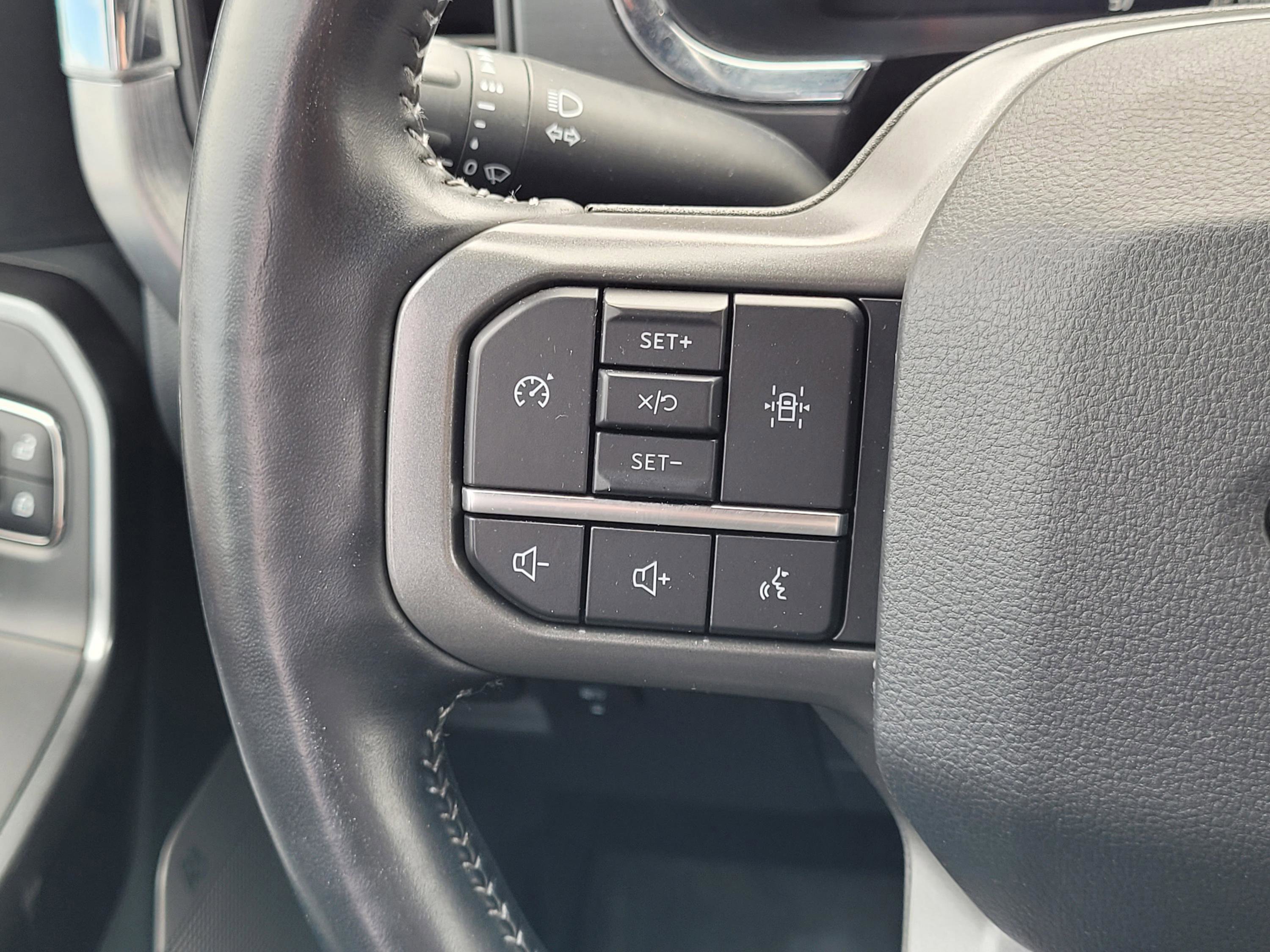 Used 2021 Ford F150 Lariat AWD/4WD image 14