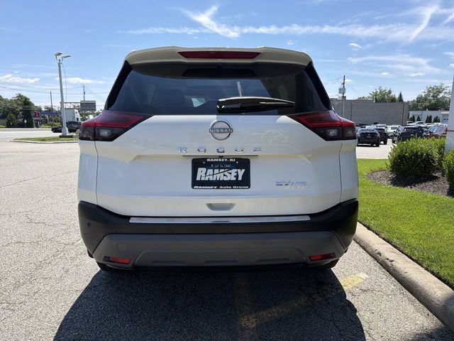 Certified 2023 Nissan Rogue SV w/ SV Premium B Package AWD/4WD image 7