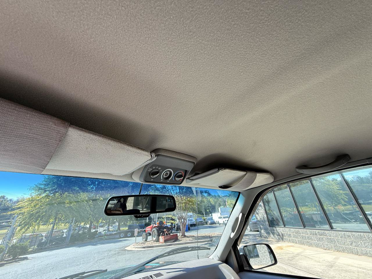 Used 1996 GMC Suburban 4WD image 15