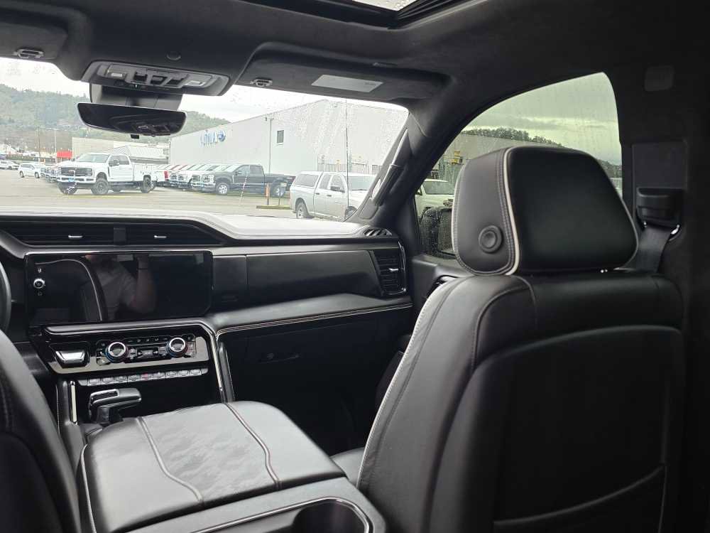 Used 2024 GMC Sierra 1500 AT4X w/ AT4X AEV Edition image 14