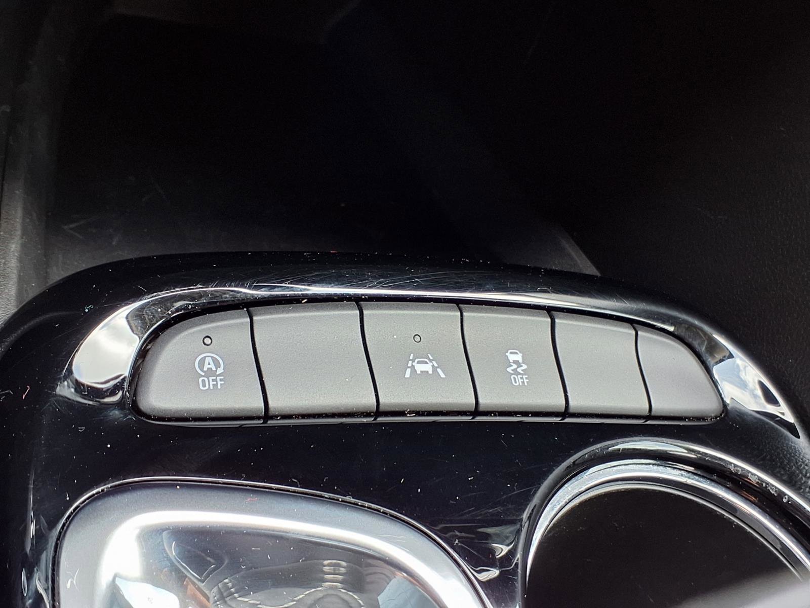 Used 2023 Buick Encore GX Select w/ Sport Touring Package image 11