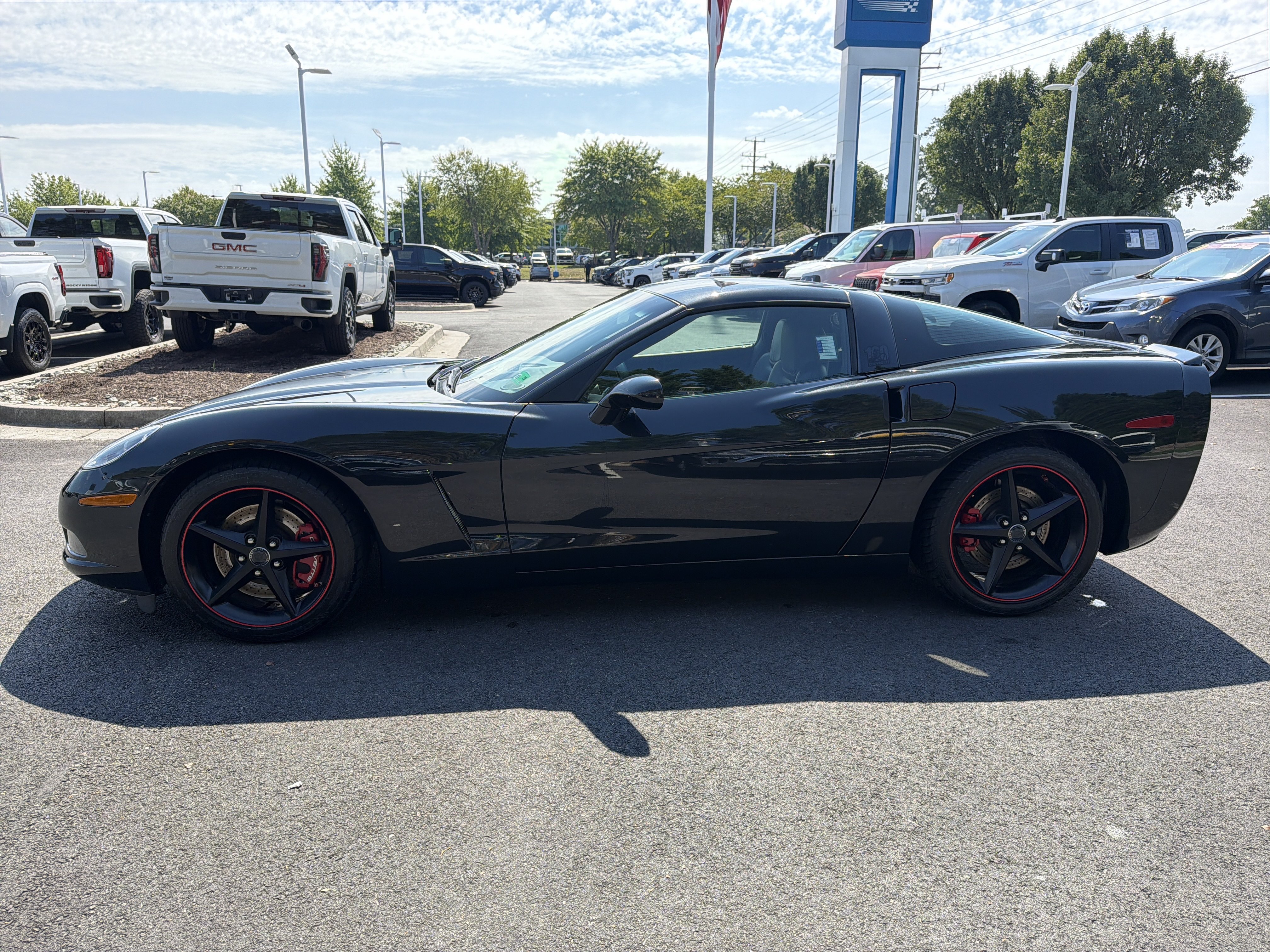 Used 2012 Chevrolet Corvette Coupe w/ 4LT Preferred Equipment Group RWD image 7
