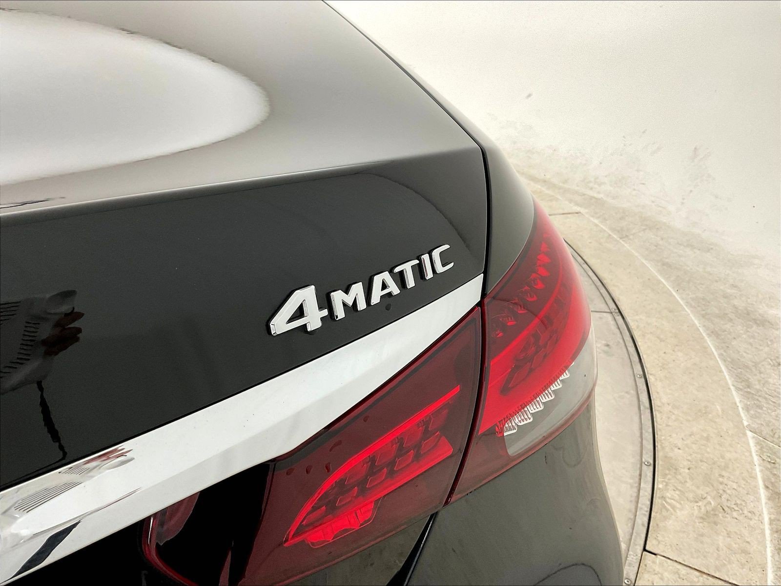 Used 2023 Mercedes-Benz E 350 4MATIC Sedan image 24