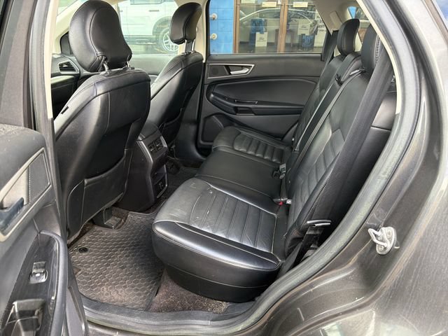 Used 2018 Ford Edge SEL w/ Equipment Group 201A FWD image 21