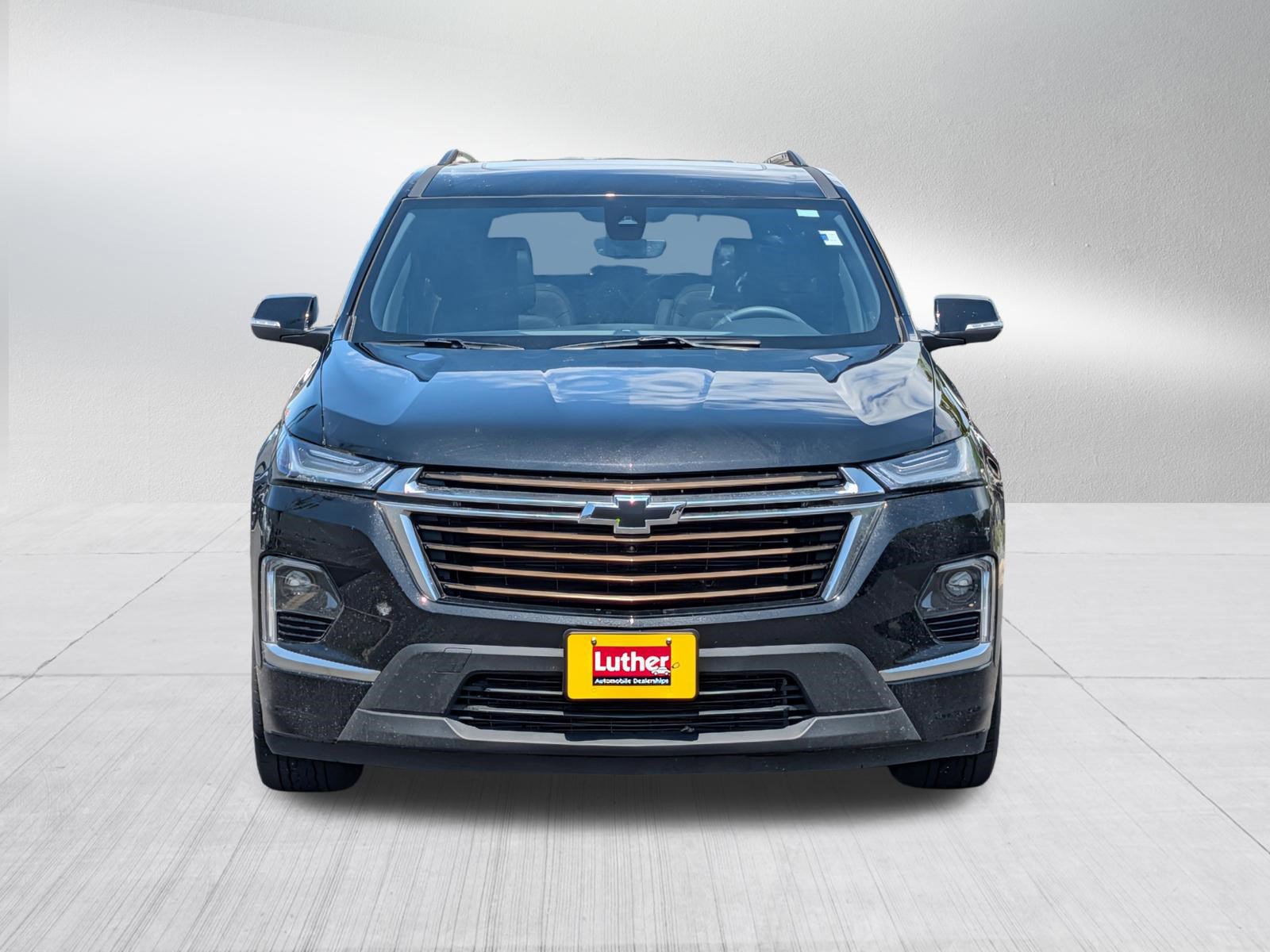 Used 2023 Chevrolet Traverse High Country w/ LPO, Floor Liner Package AWD/4WD video 2