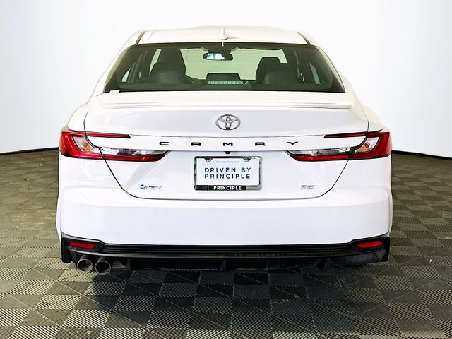 Certified 2025 Toyota Camry SE FWD image 9