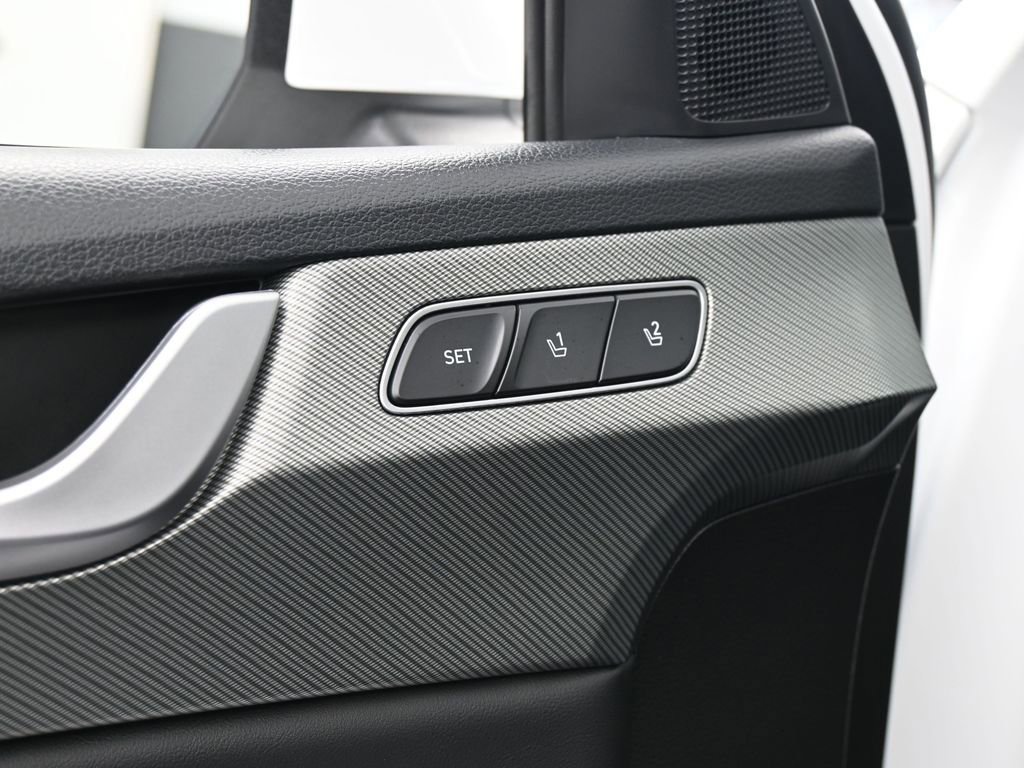 Used 2024 Hyundai Palisade SEL w/ Premium Package image 18