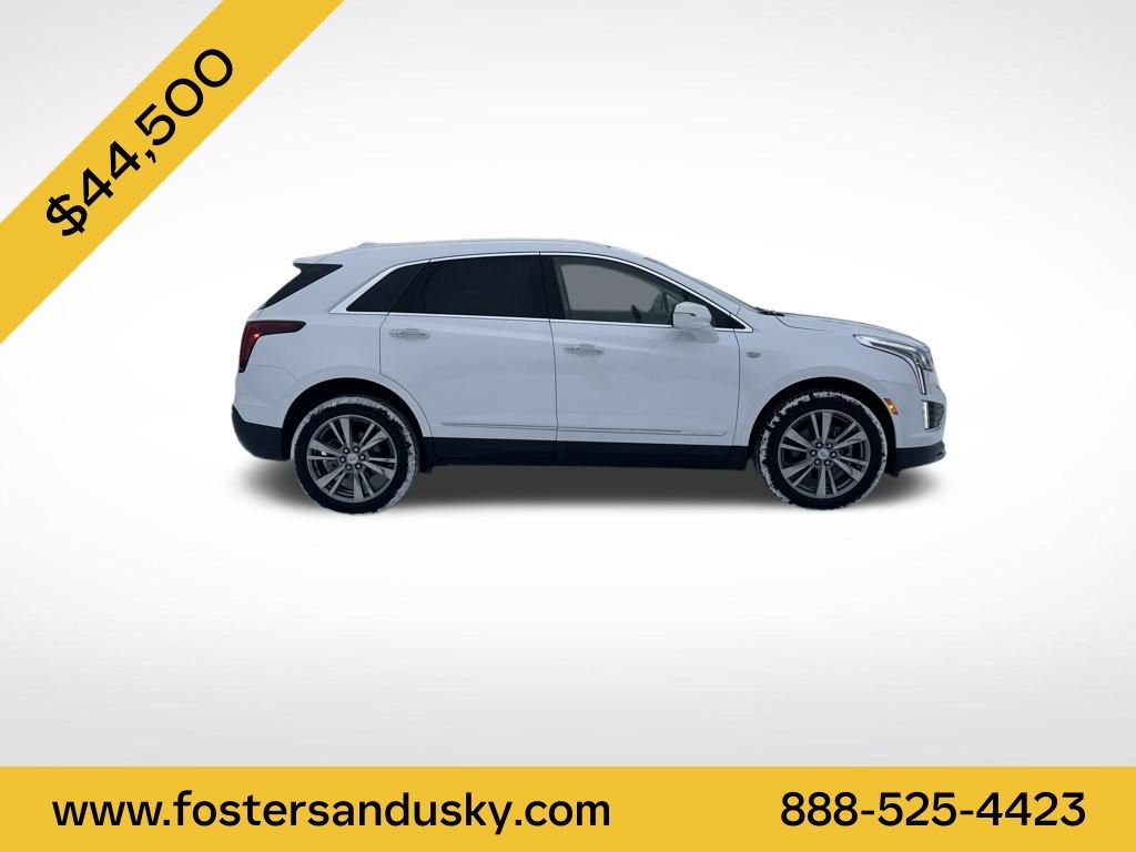 Used 2025 Cadillac XT5 Premium Luxury image 6