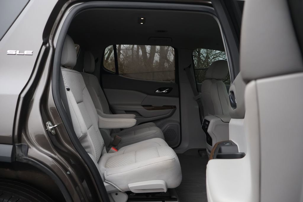 Used 2019 GMC Acadia SLE w/ Driver Alert Package I image 43