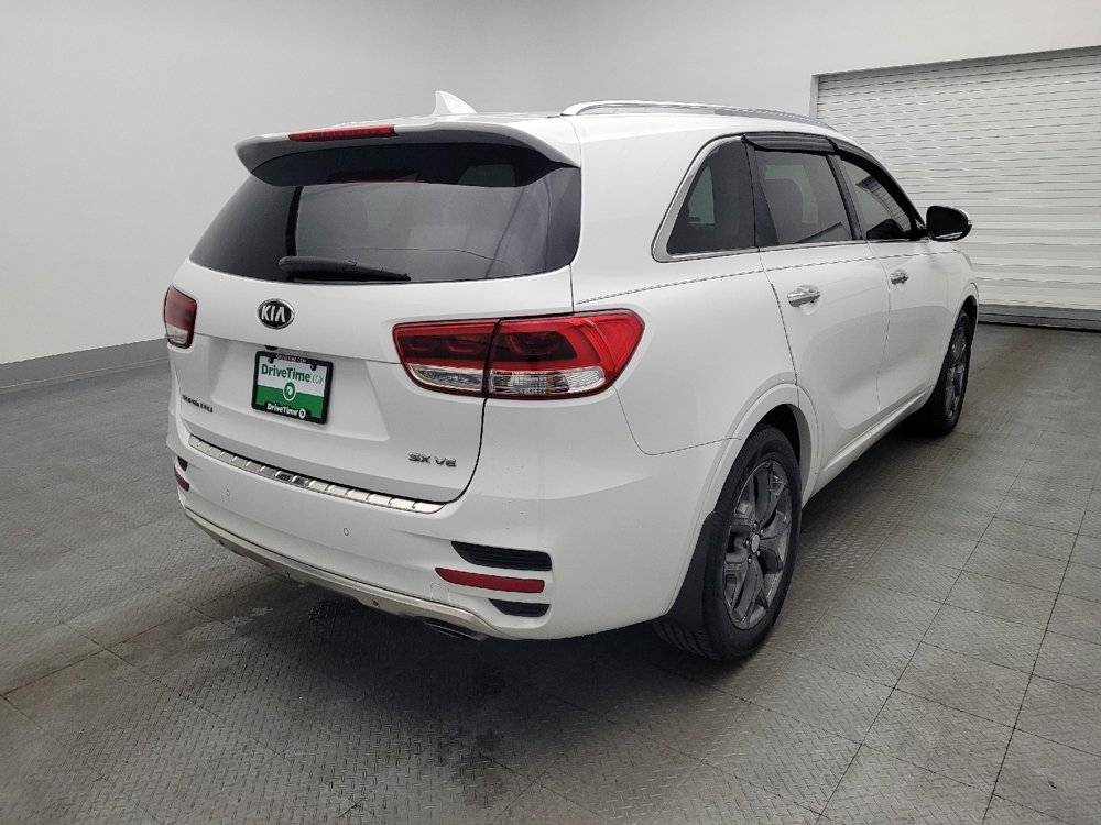 Used 2017 Kia Sorento SX image 9