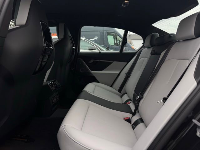 New 2026 BMW M5 image 23