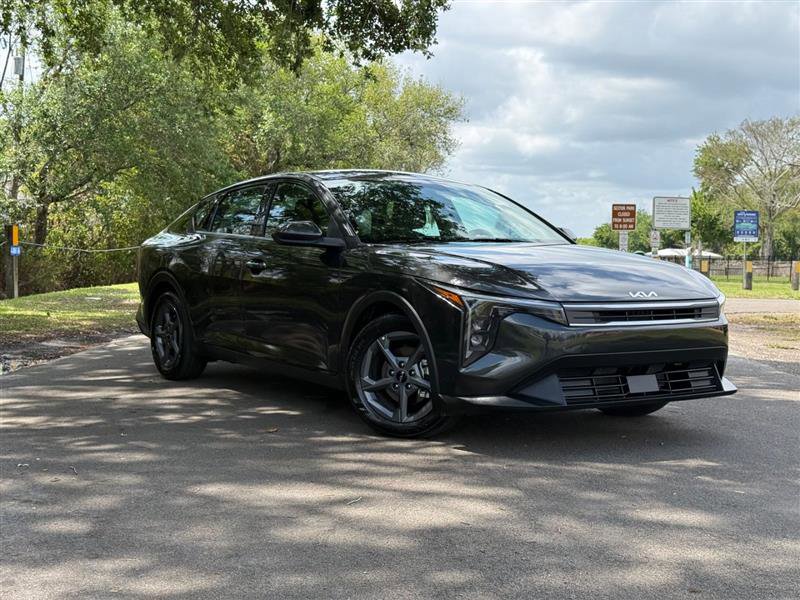 Used 2026 Kia K4 FWD image 4