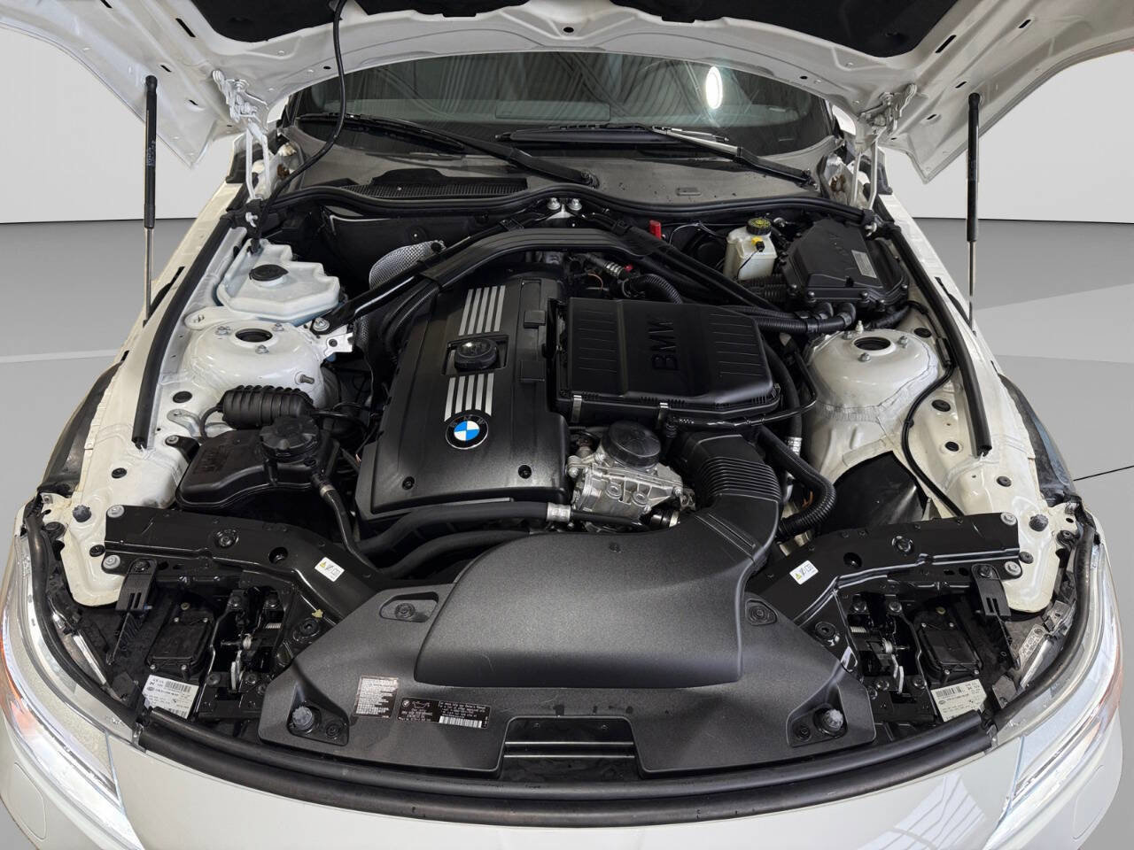 Used 2014 BMW Z4 sDrive35i image 20