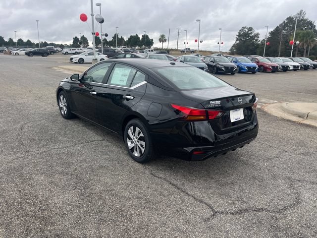 New 2025 Nissan Altima 2.5 S FWD image 9