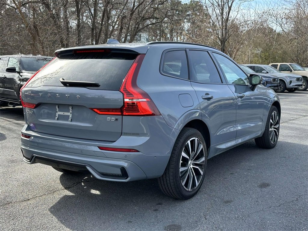 Used 2023 Volvo XC60 B5 Plus w/ Climate Package image 2