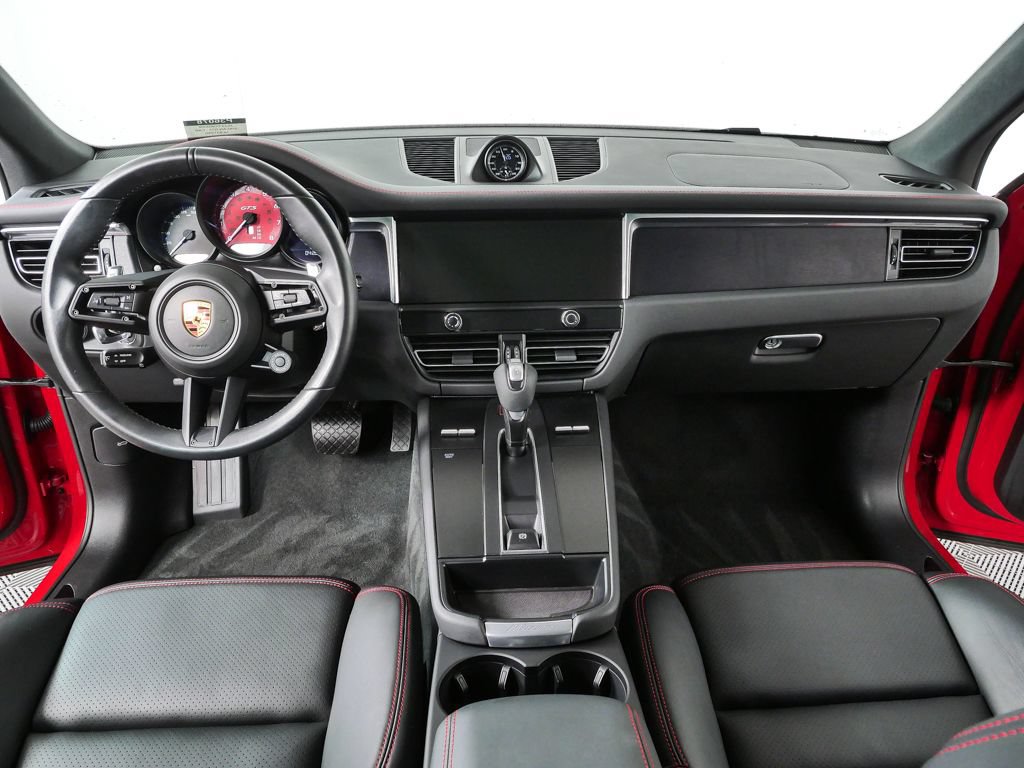 Used 2022 Porsche Macan GTS AWD/4WD image 19