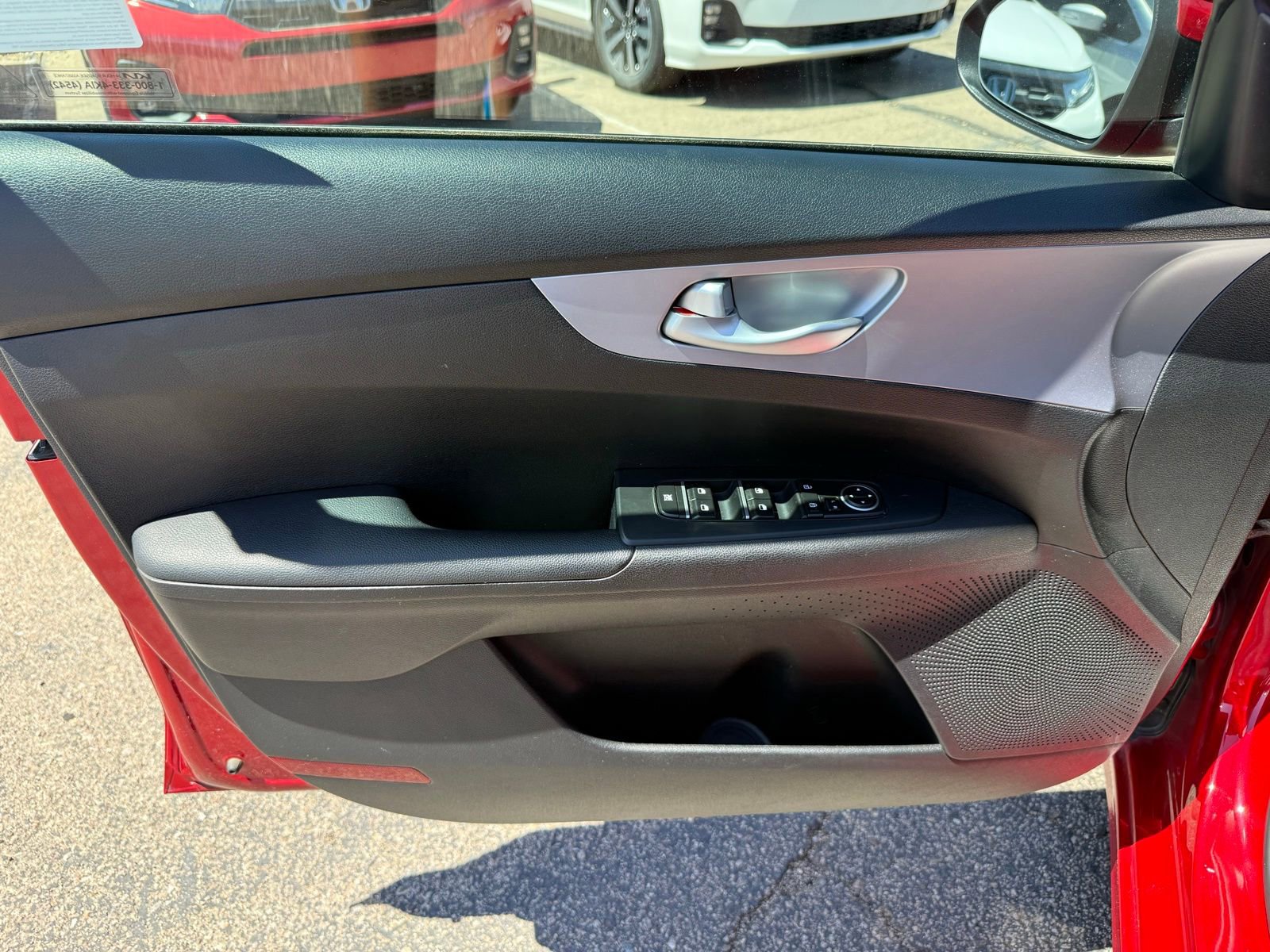 Used 2024 Kia Forte LXS FWD image 11