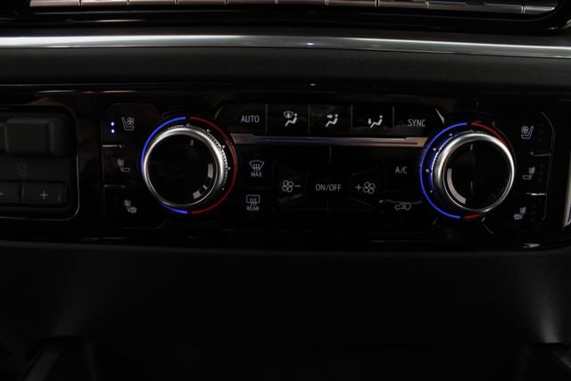 New 2026 GMC Sierra 1500 SLT image 7