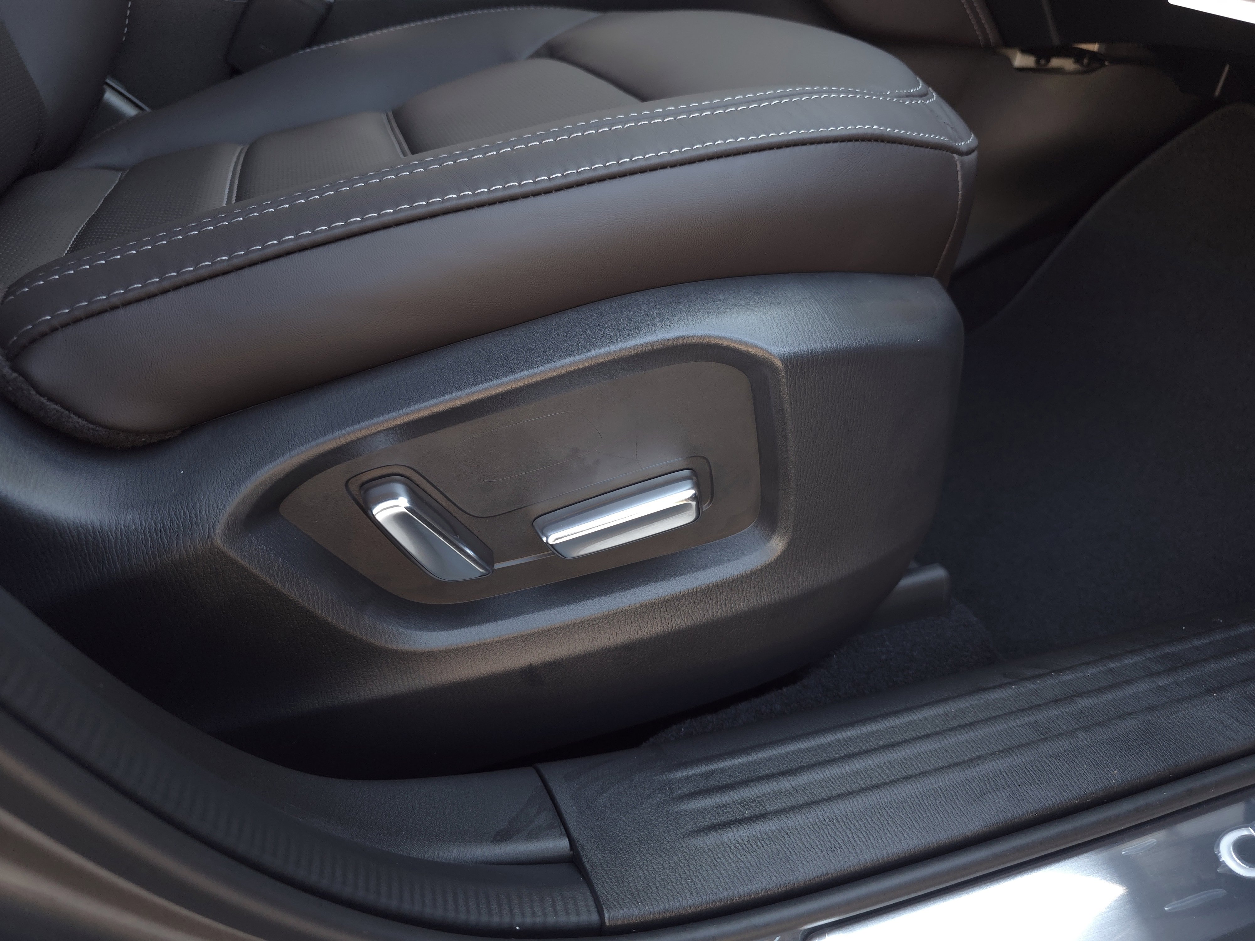 New 2025 MAZDA CX-5 Signature image 42