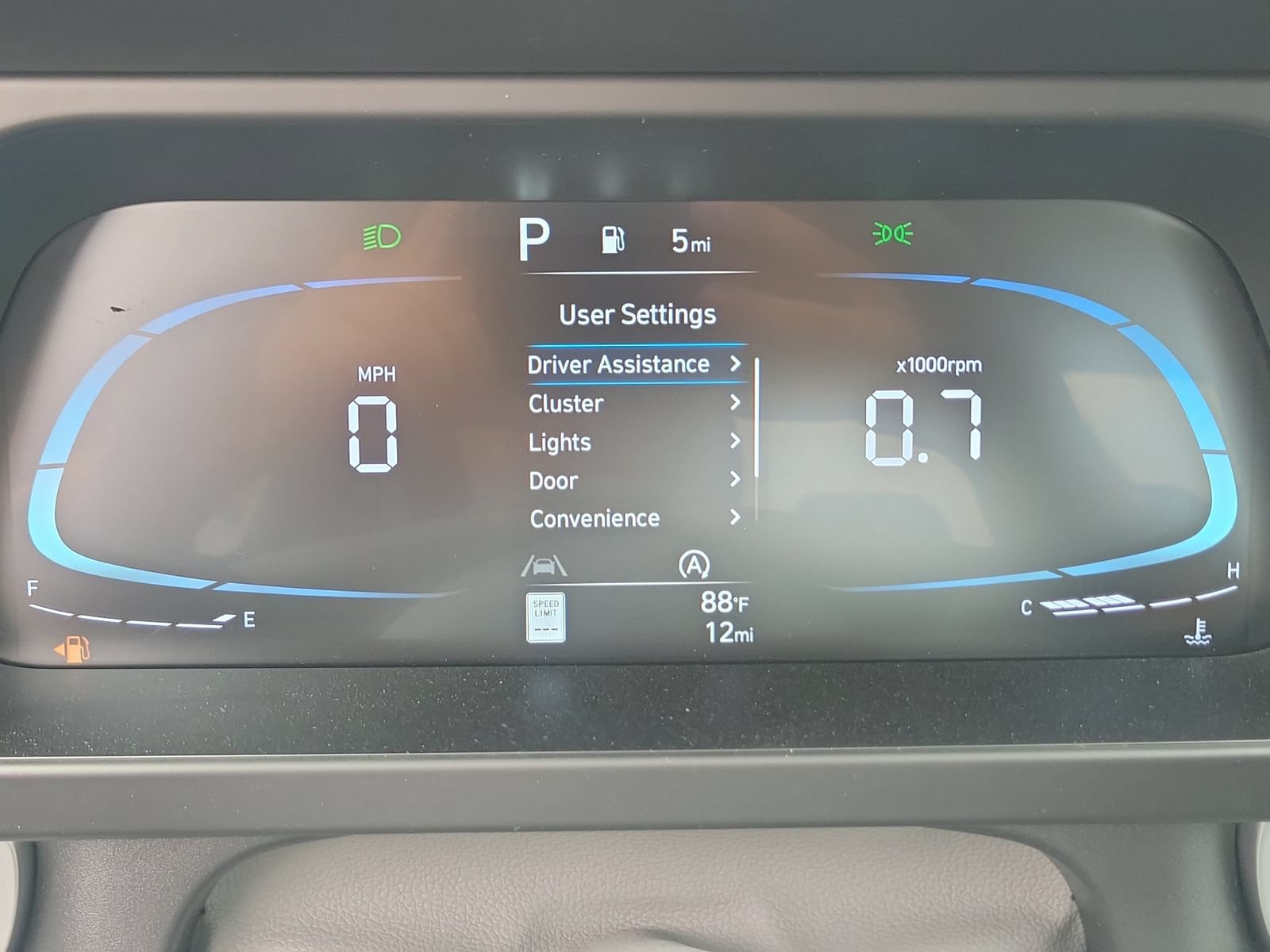 New 2026 Hyundai Elantra SE FWD image 10