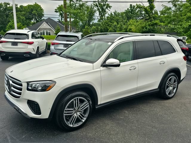 New 2026 Mercedes-Benz GLS 450 4MATIC image 3