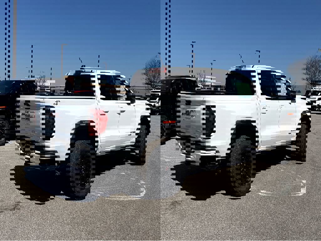 New 2026 GMC Canyon Elevation w/ Convenience Package image 2