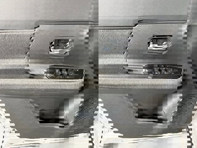 New 2026 Nissan Kicks SV w/ SV Premium Package image 16