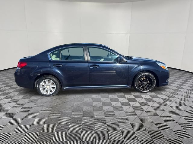 Used 2012 Subaru Legacy 2.5i Premium w/ All-Weather Pkg AWD/4WD image 6