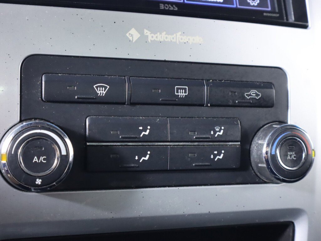 Used 2014 Nissan Titan PRO-4X AWD/4WD image 20
