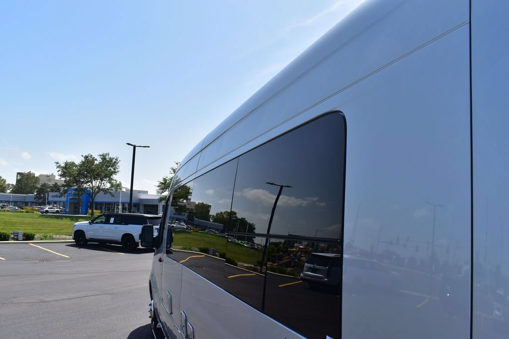 Used 2022 Mercedes-Benz Sprinter 3500 image 17