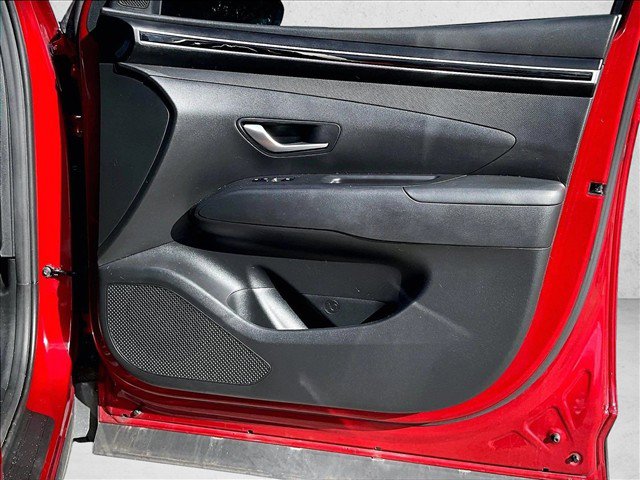 Used 2024 Hyundai Tucson SE FWD image 19