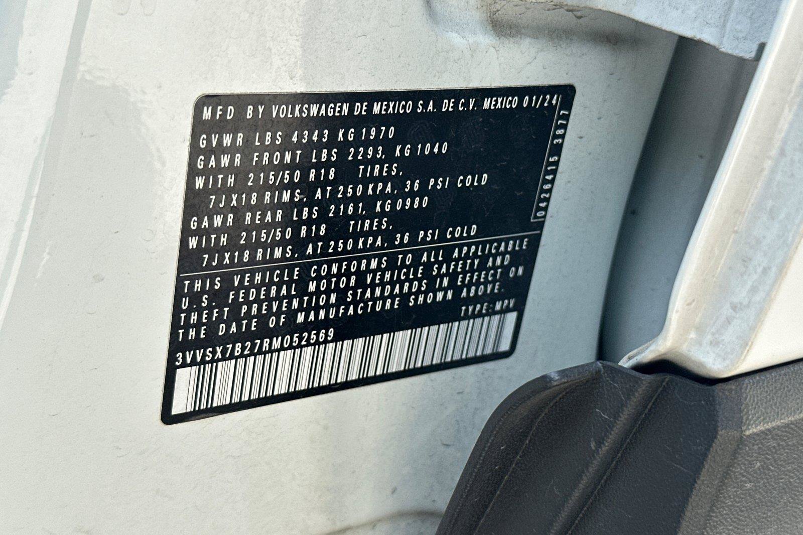Certified 2024 Volkswagen Taos SE FWD image 28