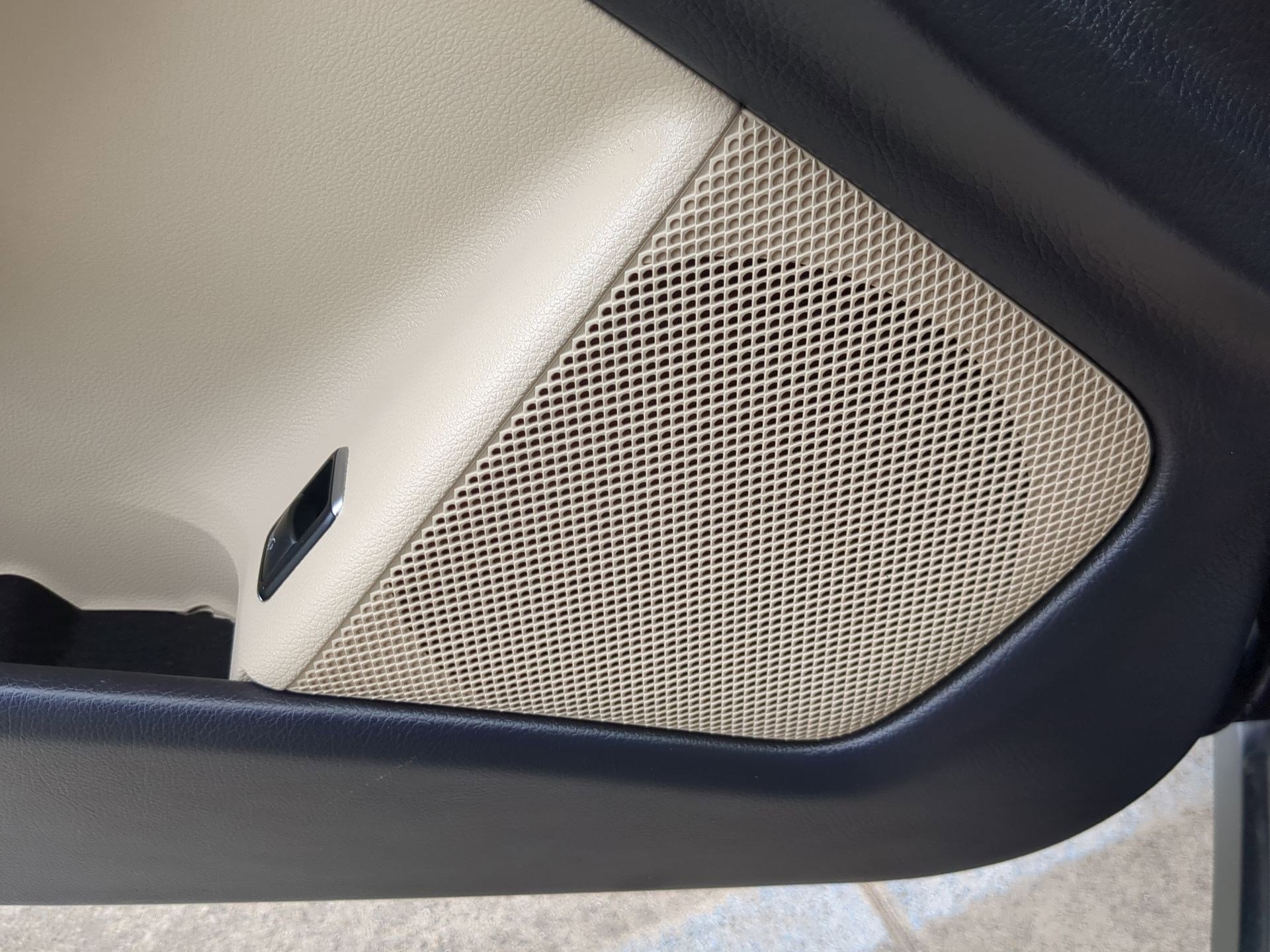 Used 2019 Mercedes-Benz GLA 250 image 14