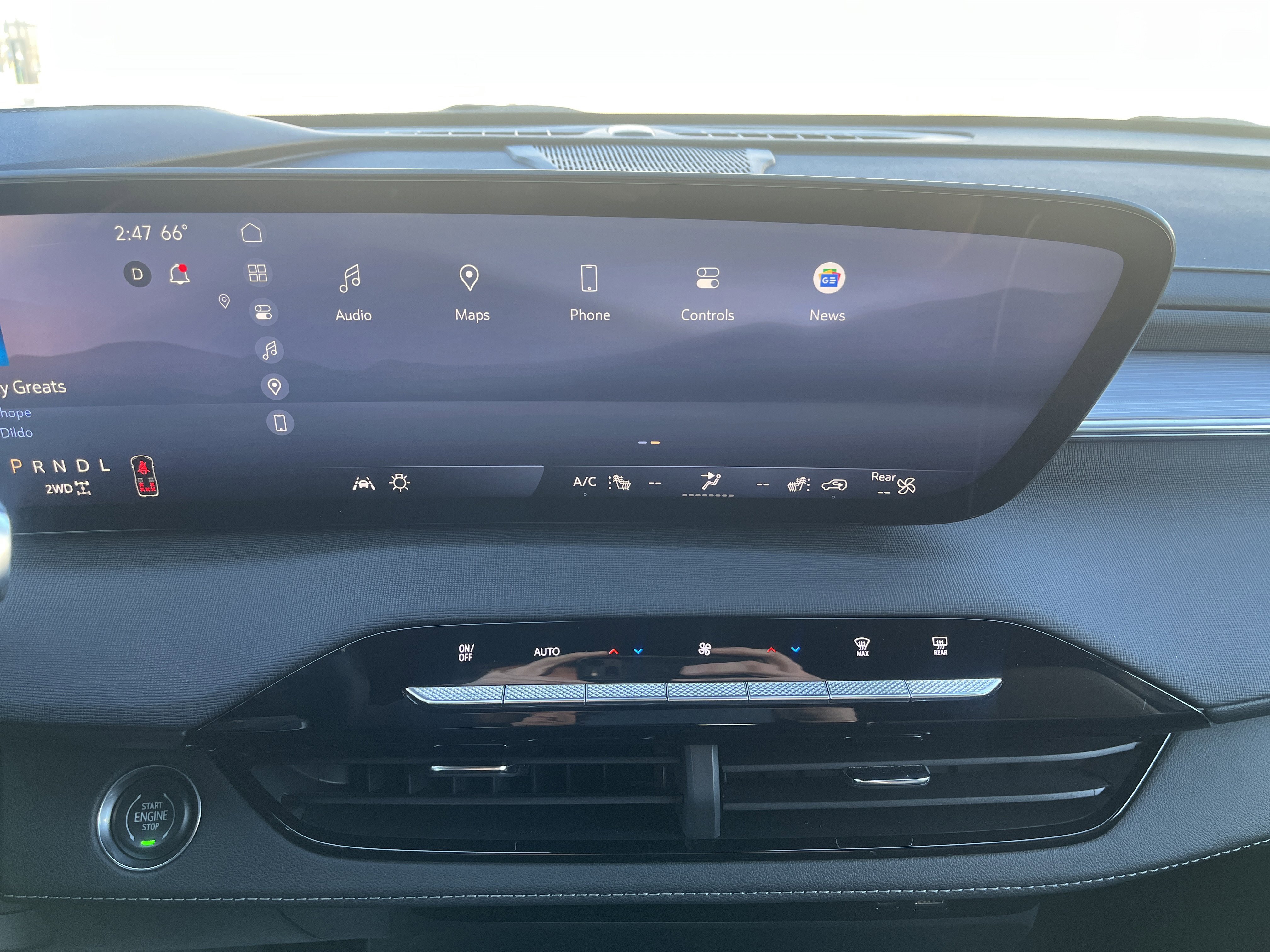 Used 2025 Buick Enclave Preferred image 28