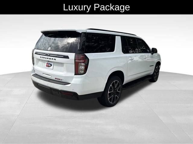 Used 2023 Chevrolet Suburban RST w/ Luxury Package AWD/4WD image 7