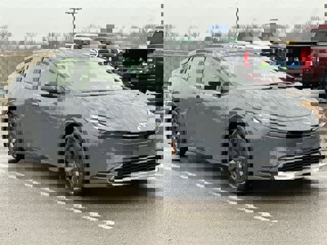 Used 2026 Toyota Prius Plug-In Hybrid image 29