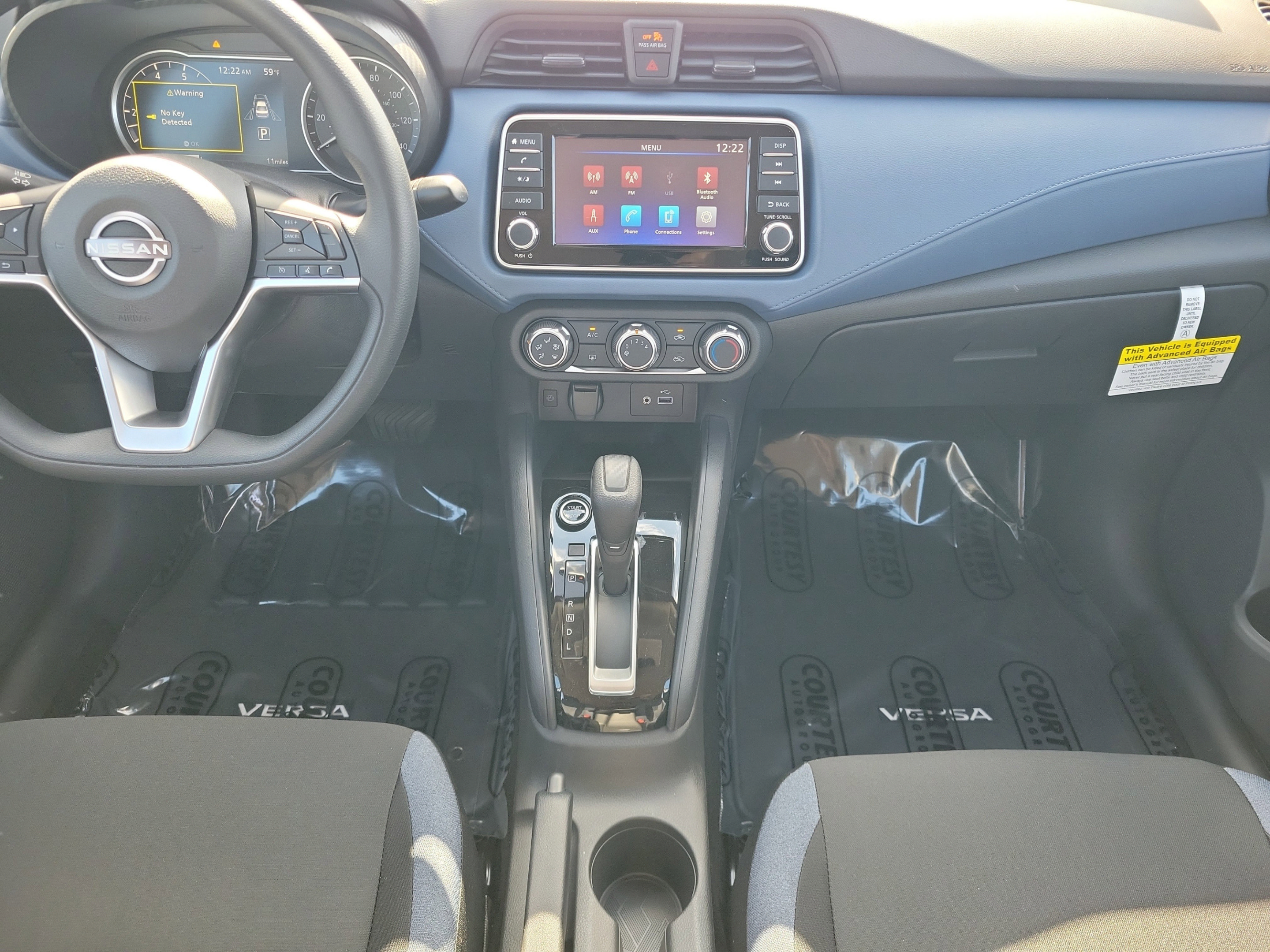 New 2025 Nissan Versa SV w/ Trunk Package FWD image 15