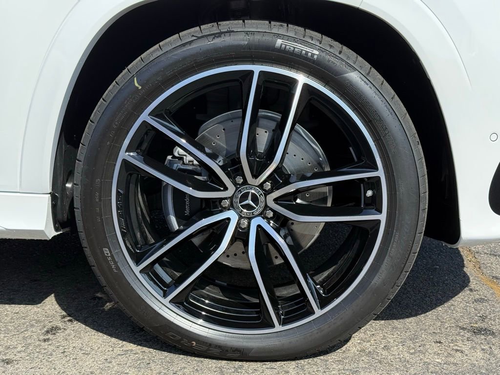 New 2026 Mercedes-Benz GLS 450 4MATIC image 16