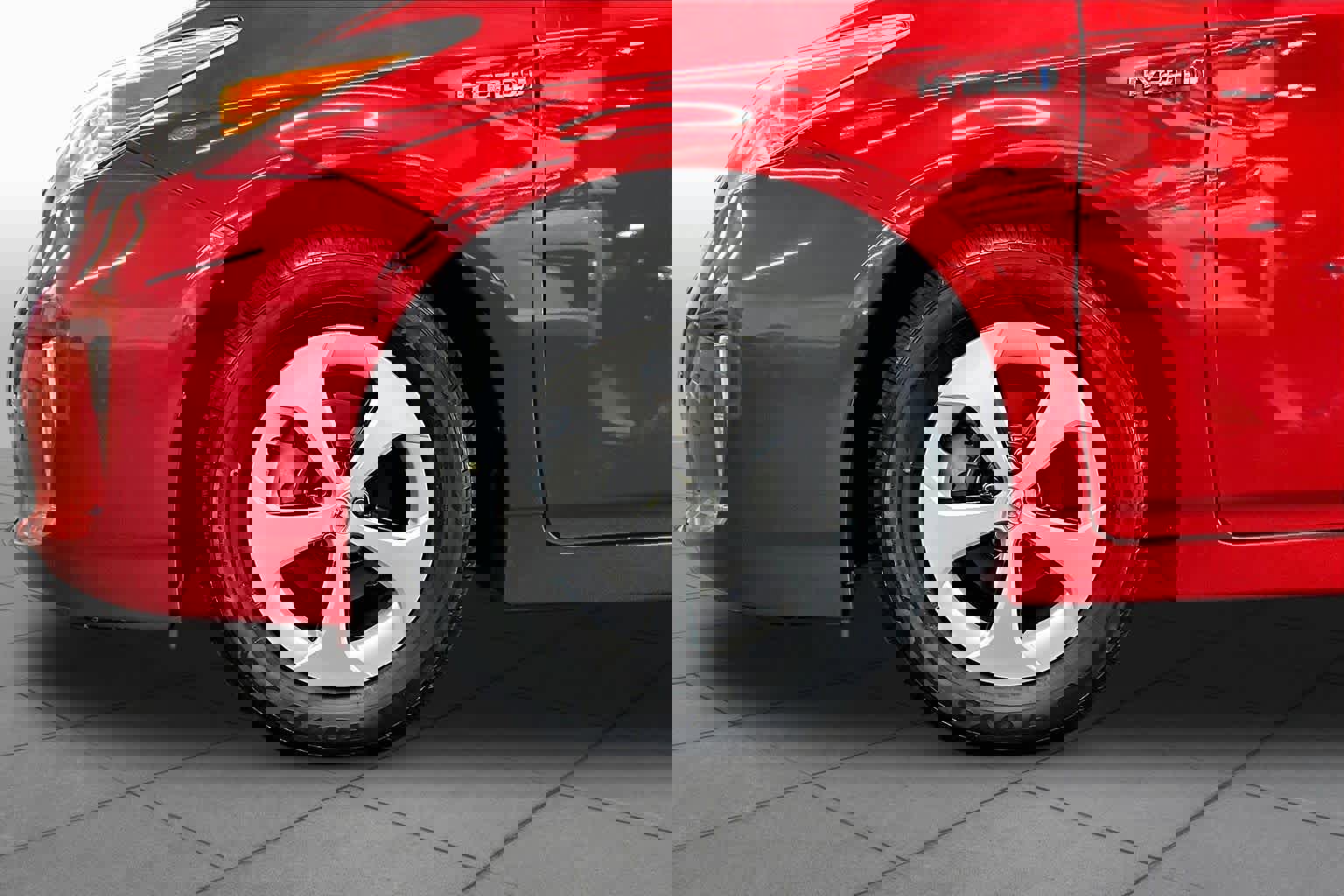 Used 2014 Toyota Prius Two image 10