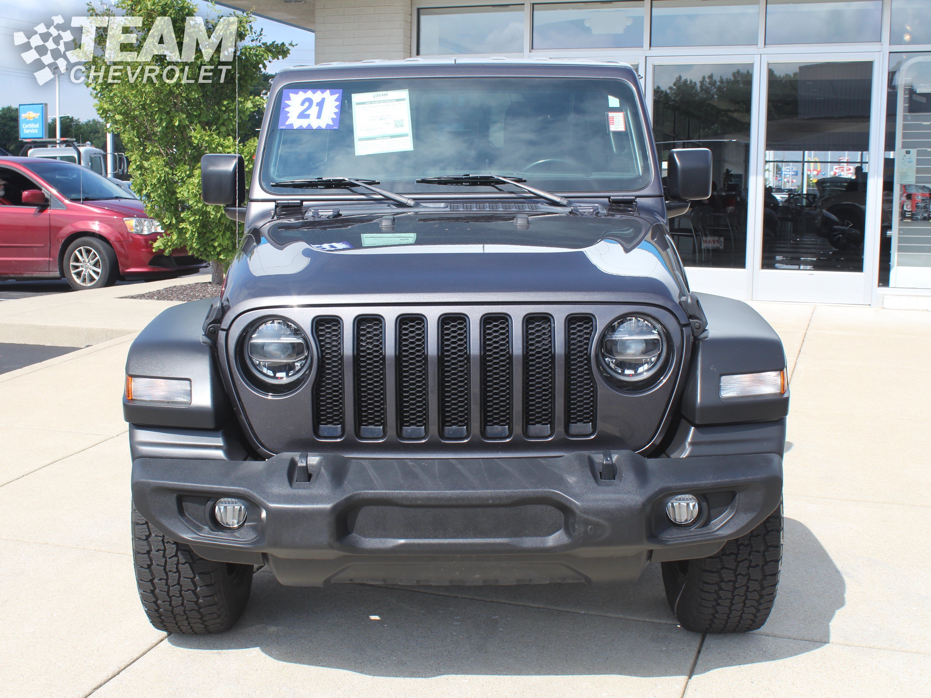 Used 2021 Jeep Wrangler Unlimited Sport AWD/4WD image 9