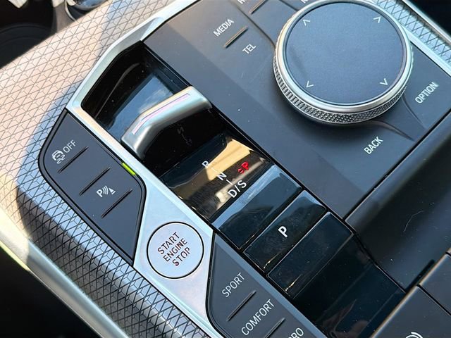 Used 2024 BMW 440i xDrive M440i xDrive w/ Premium Package image 27