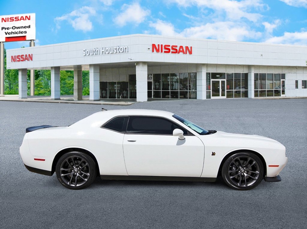 Used 2022 Dodge Challenger R/T Scat Pack w/ Shaker Package image 5