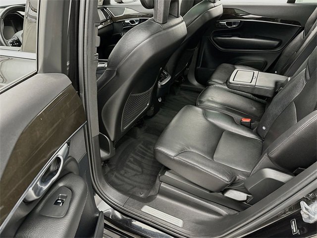Used 2018 Volvo XC90 T6 Momentum w/ Convenience Package image 23
