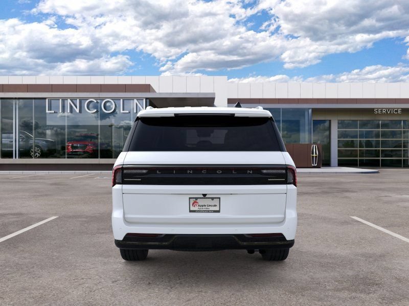 New 2025 Lincoln Navigator L Black Label AWD/4WD image 5
