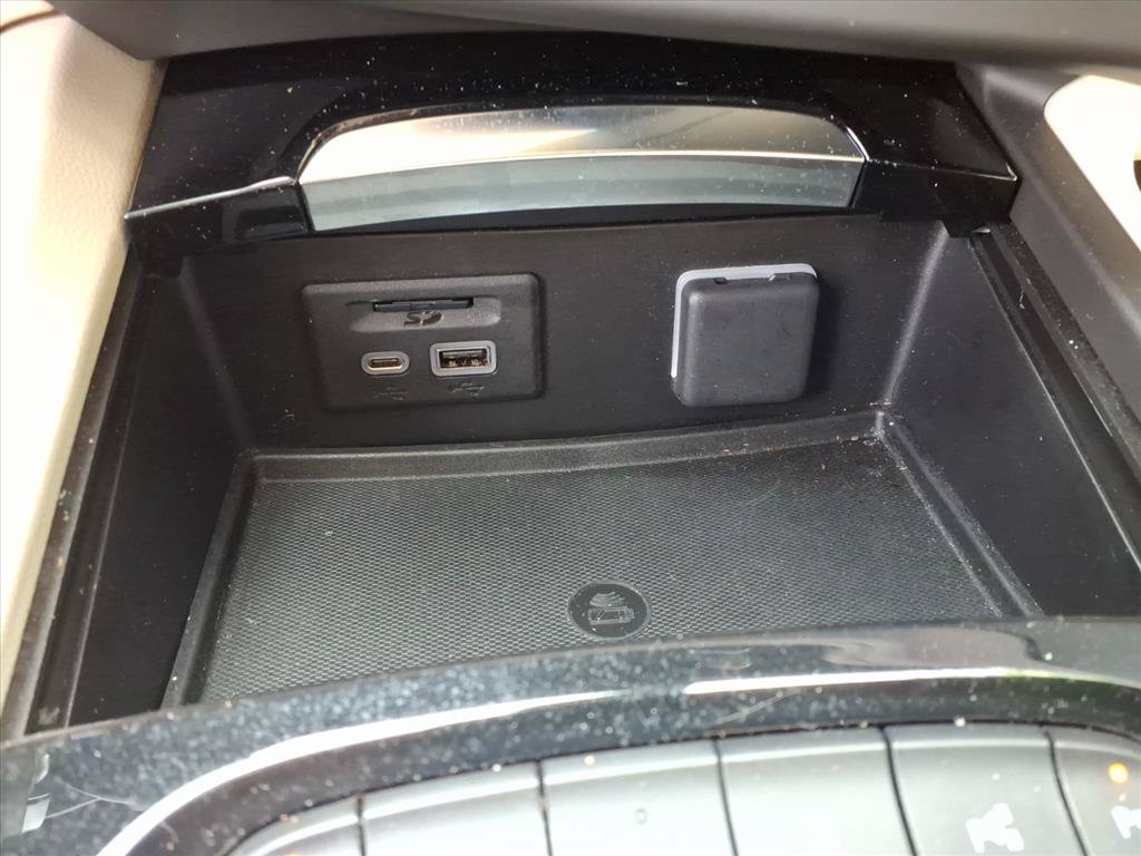 Used 2023 Buick Envision Avenir AWD/4WD image 12