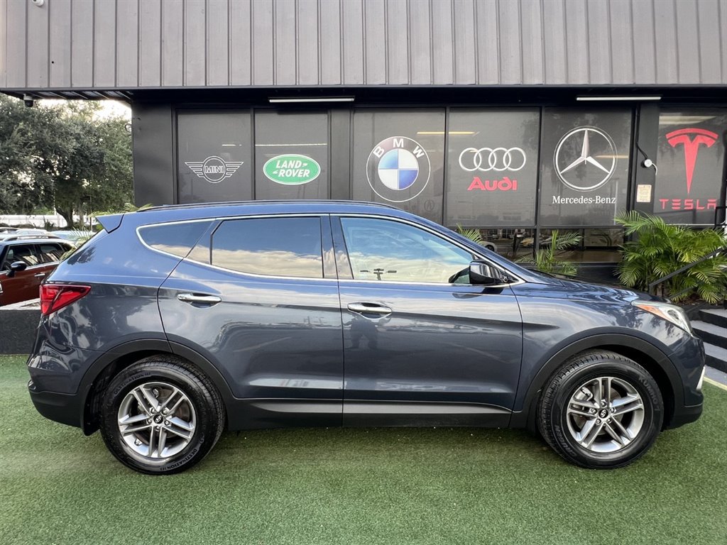 Used 2017 Hyundai Santa Fe Sport FWD image 8