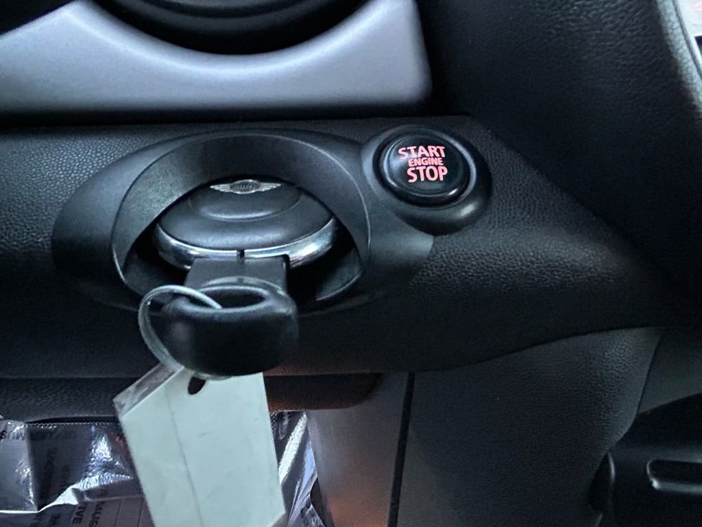 Used 2013 MINI Cooper Clubman image 24