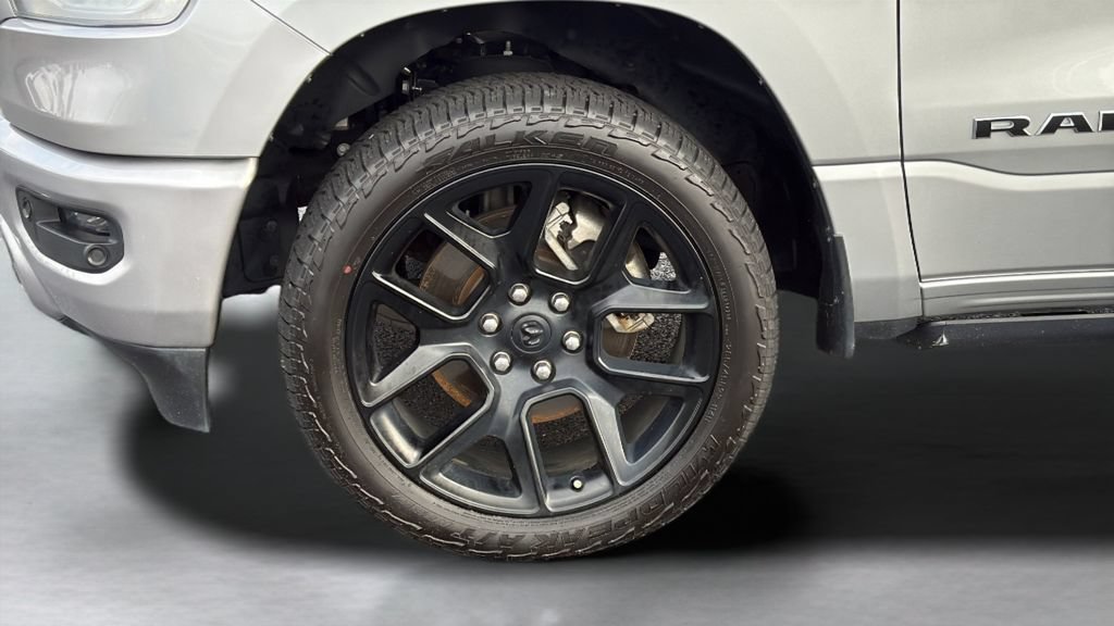 Used 2024 RAM 1500 Laramie AWD/4WD image 22