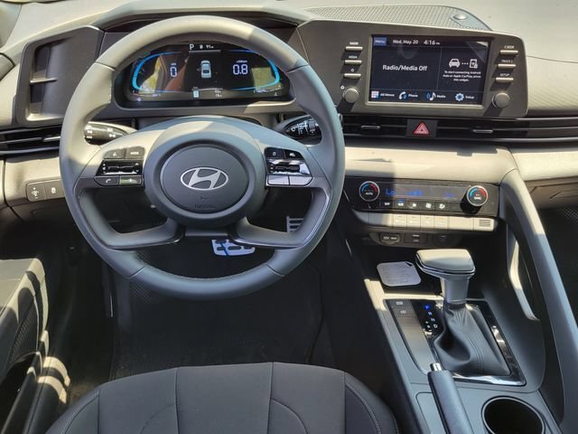 New 2026 Hyundai Elantra Sport FWD image 6